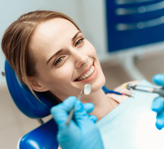 جرم‌گیری و پاک‌سازی دهان