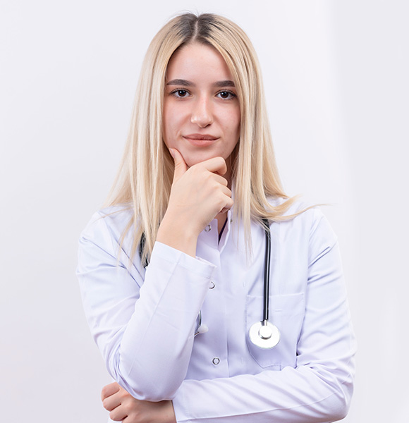 دکتر سارا احمدی - جراح قلب و عروق