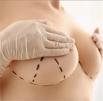 جراحی سینه در کلینیک وِنیس